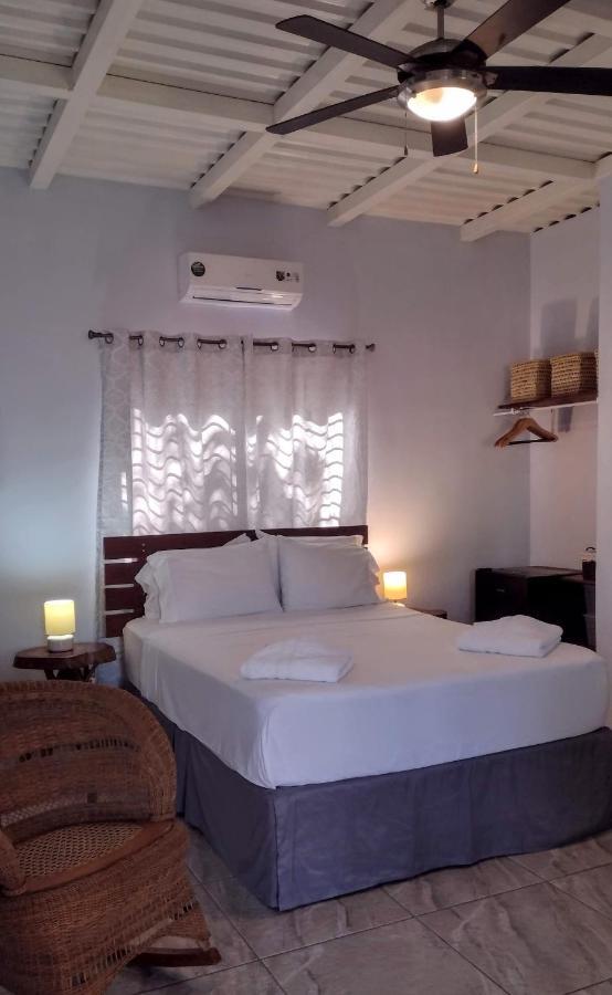 Casa Todo Bueno Bed & Breakfast Transito Екстериор снимка